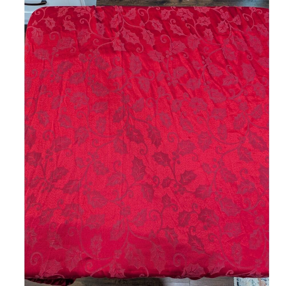 St Nicholas Square Red Holly Tablecloth 60 x 120 (54 x 114) Rectangle Christmas